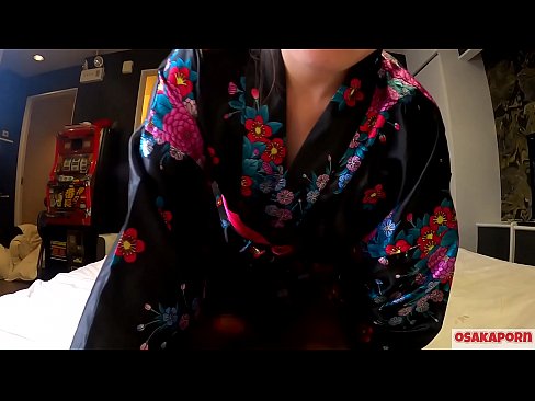 ❤️ Tânără fată de cosplay iubește sexul până la orgasm cu un squirt într-o călușară și o felație. Fată asiatică cu păsărica păroasă și sâni frumoși în costum tradițional japonez în video amator care arată masturbarea cu jucării de sex. Sakura 3 OSAKAPORN. ️  at ro.porncomixone.ru ❌