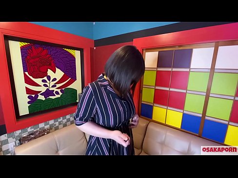 ❤️ Drăguță japoneză cu sâni mari se masturbează cu jucării sexuale și are un orgasm. Ea vorbește într-un interviu despre experiența ei de futut. Țâțe uriașe și păsărica păroasă gemând tare. Osakaporn ️  at ro.porncomixone.ru ❌