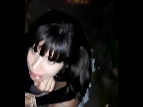 ❤️ Pe stradă penisul umflat în schimbul unor bomboane ️  at ro.porncomixone.ru ❌